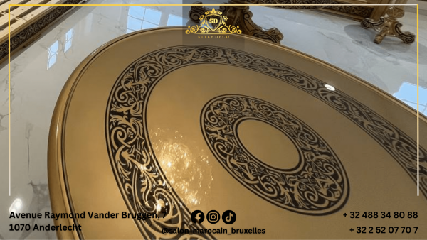 Table traditionnel marocaine marron